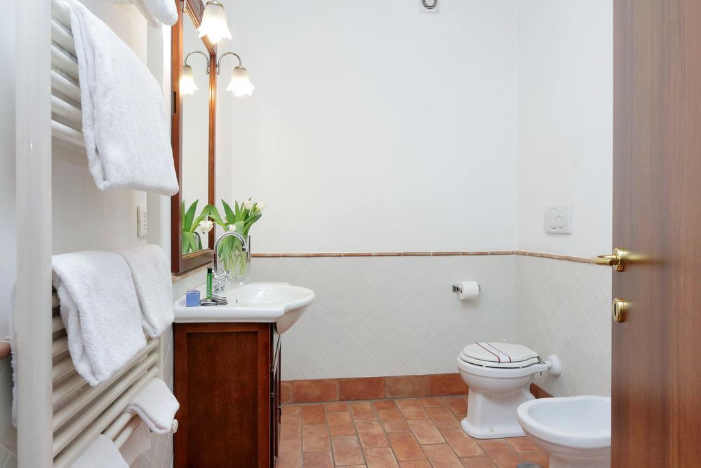 Aparthotel Borgo Papareschi 2*