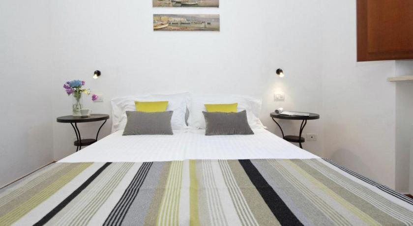 Borgo Papareschi Aparthotel 2*
