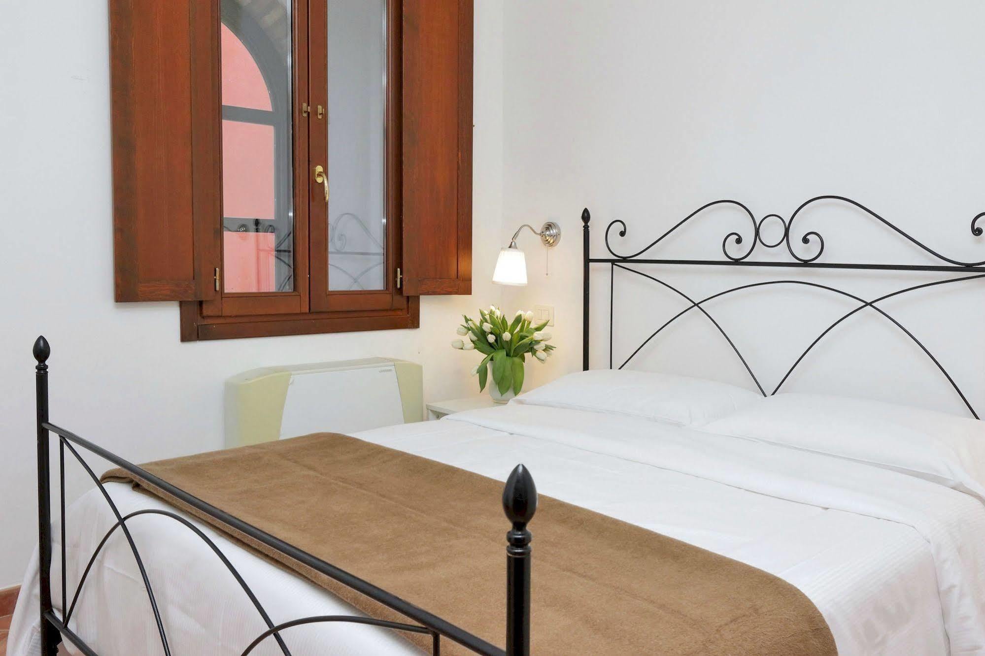 Borgo Papareschi Aparthotel Rome